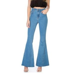 High Waist Flared Jeans
